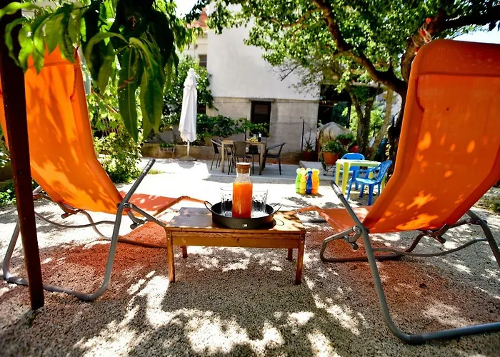 Mihaela Apartment